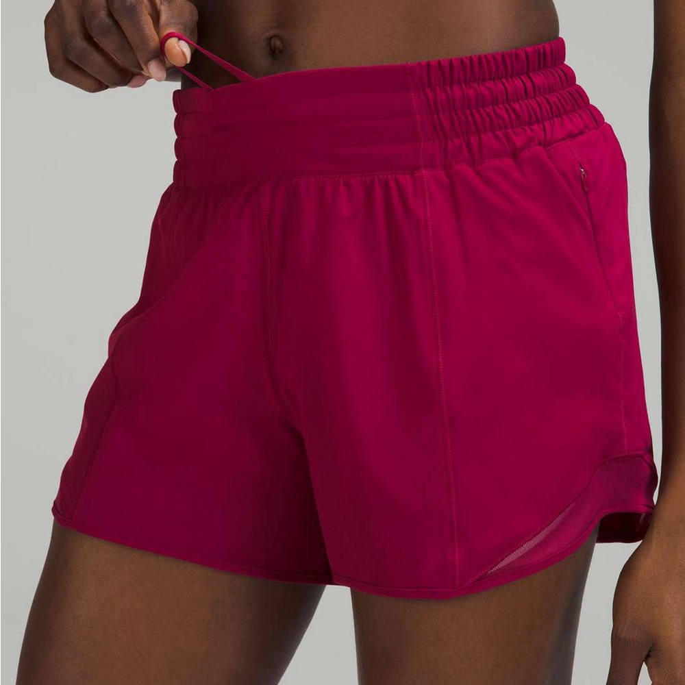lululemon hotty hot high rise 4” shorts in color pomegranate